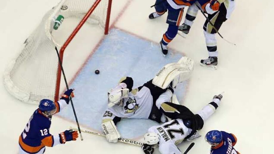 NHL: Tavares mantém Islanders na luta
