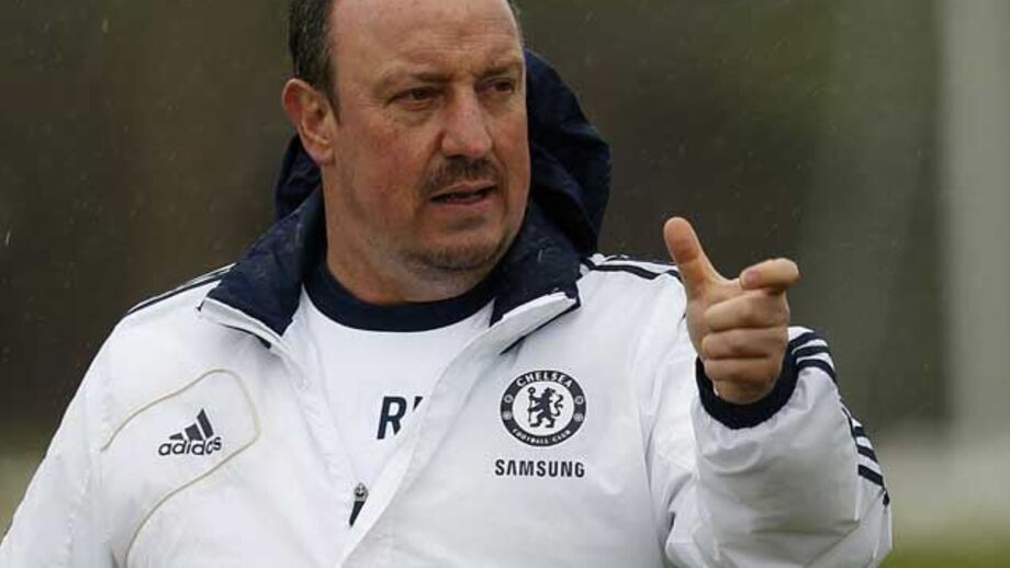 Benítez: «Não penso no próximo treinador do Chelsea»