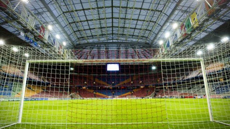 Adversários europeus convidados para Amesterdão