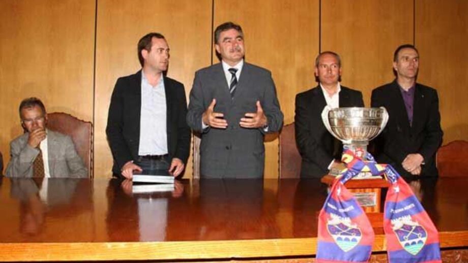 Presidente do Chaves diz que saída de João Pinto "não foi consensual"