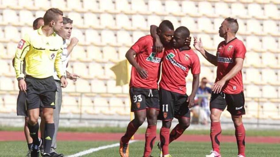 Penafiel-Sporting B, 2-1: Mbala bisa e oferece vitória