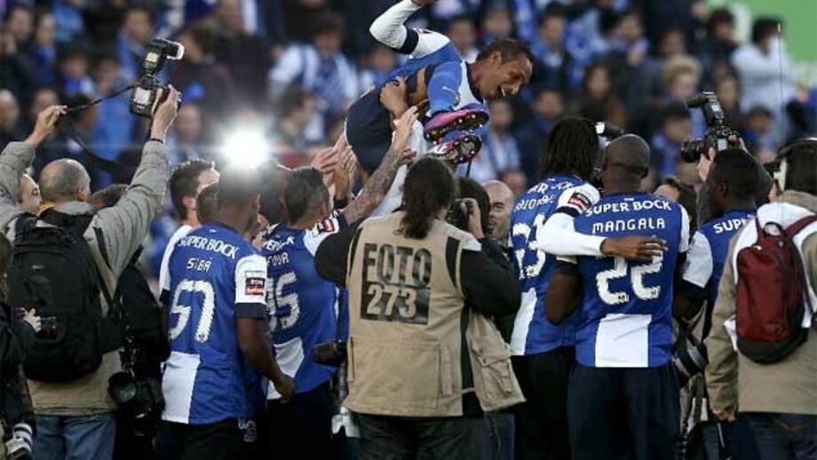 Liedson não foi um 31 mas ajudou a "resolver"