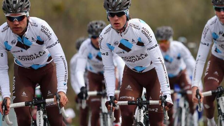 AG2R auto-suspende-se do Critérium do Dauphiné