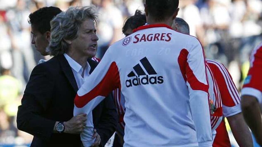 Cardozo empurrou Jorge Jesus 