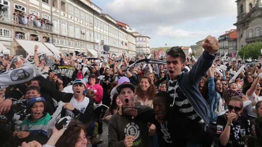 Festa volta a mudar-se para o largo do Toural