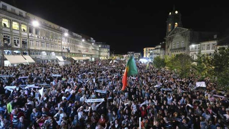 Milhares festejam com a equipa em Guimarães