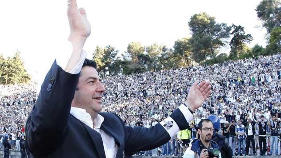 Rui Vitória lidera linha de sucessão