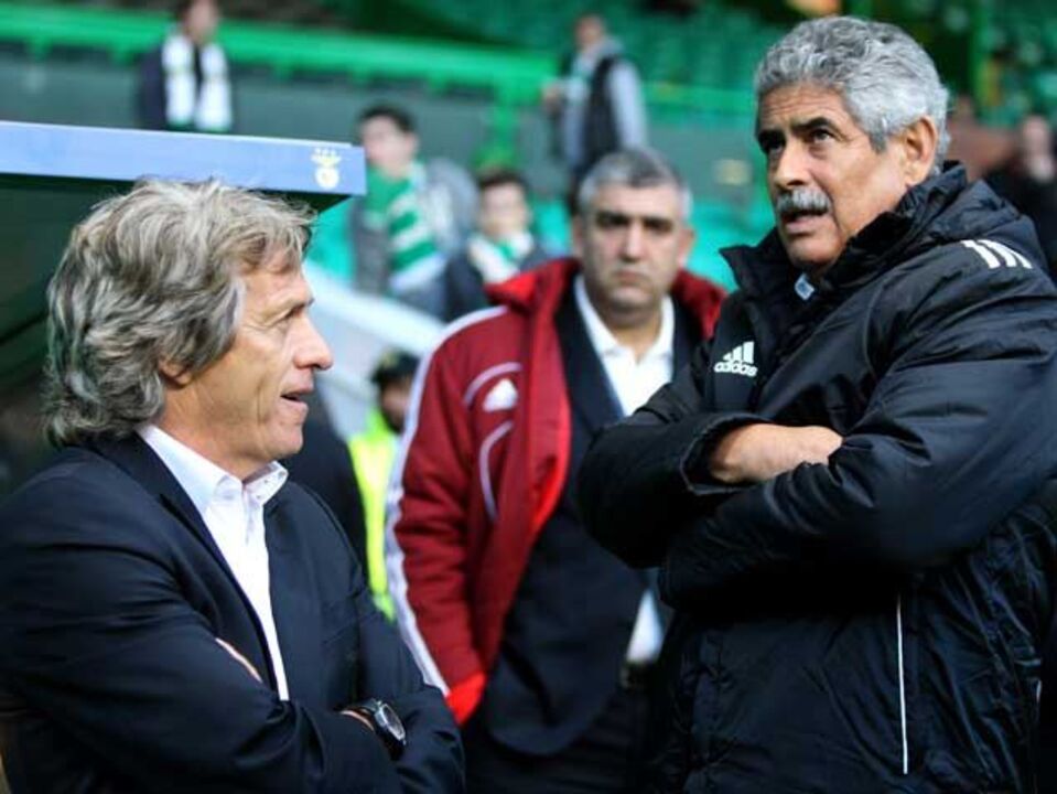 Diretor-geral procura-se