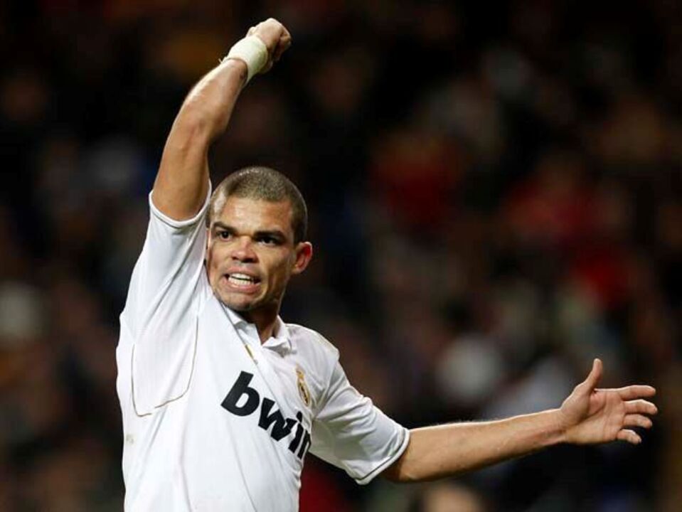 Man. City pronto a avançar por Pepe