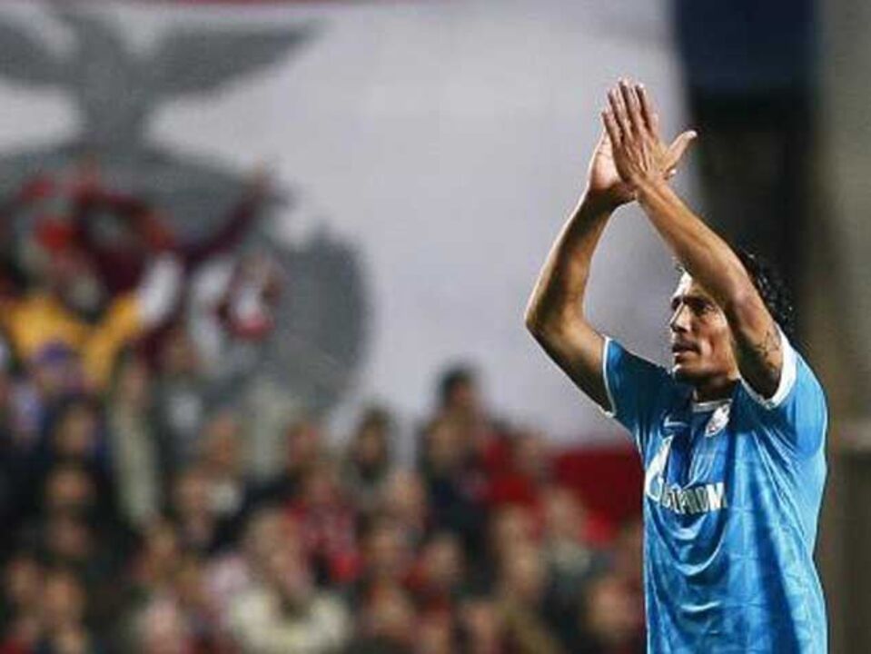 Fenerbahçe anuncia acordo com Bruno Alves