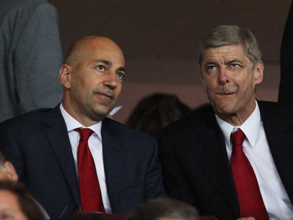 Gazidis: «Arsenal terá os jogadores em quem Wenger acredita»