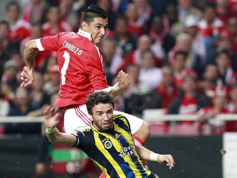 Já há acordo entre Cardozo e Fenerbahçe