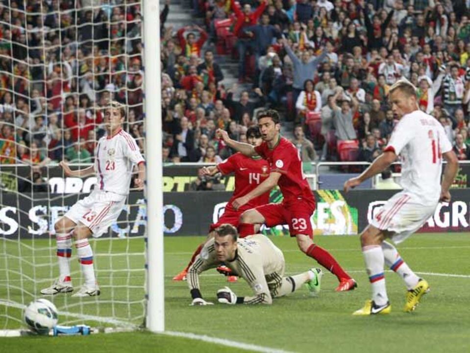 Hélder Postiga para todas as decisões 