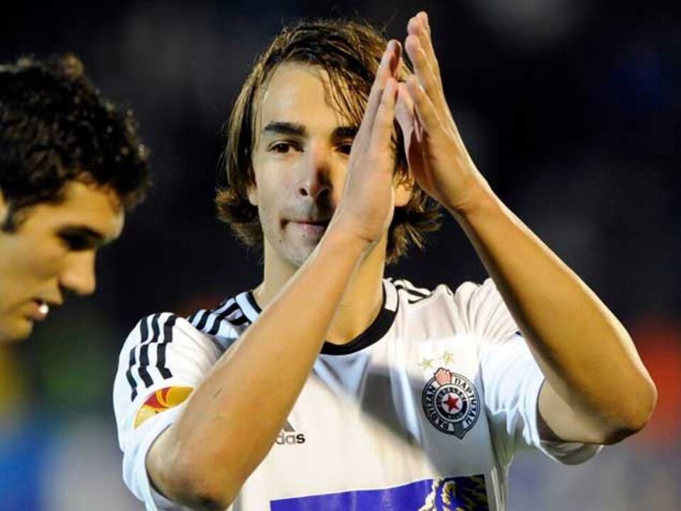 Markovic chega ao clube da Luz como bicampeão