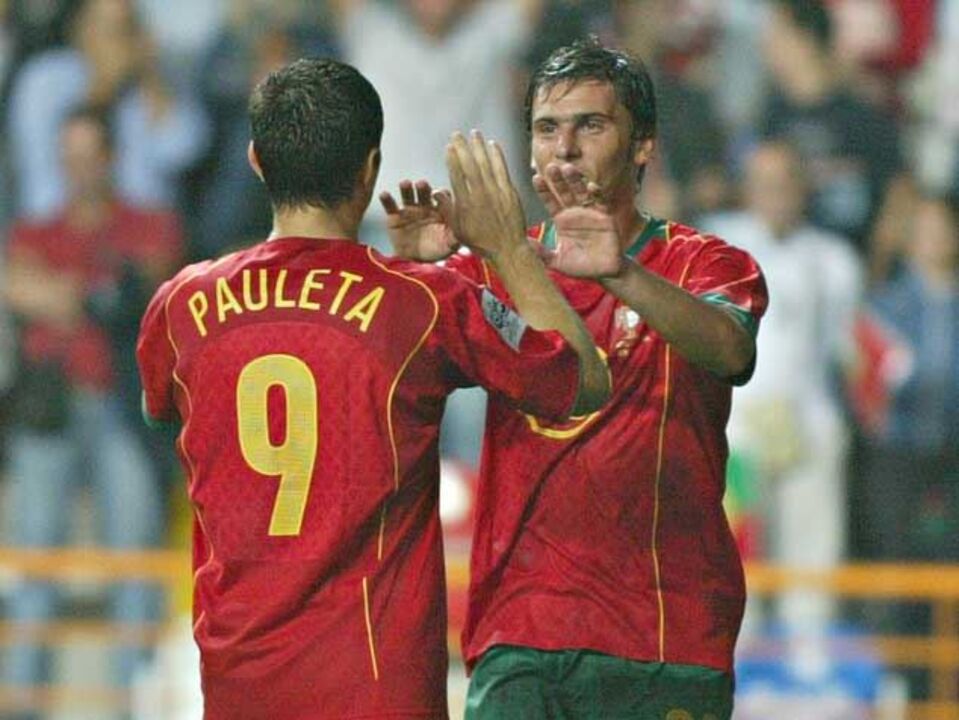 Hélder Postiga pega no testemunho de Pauleta