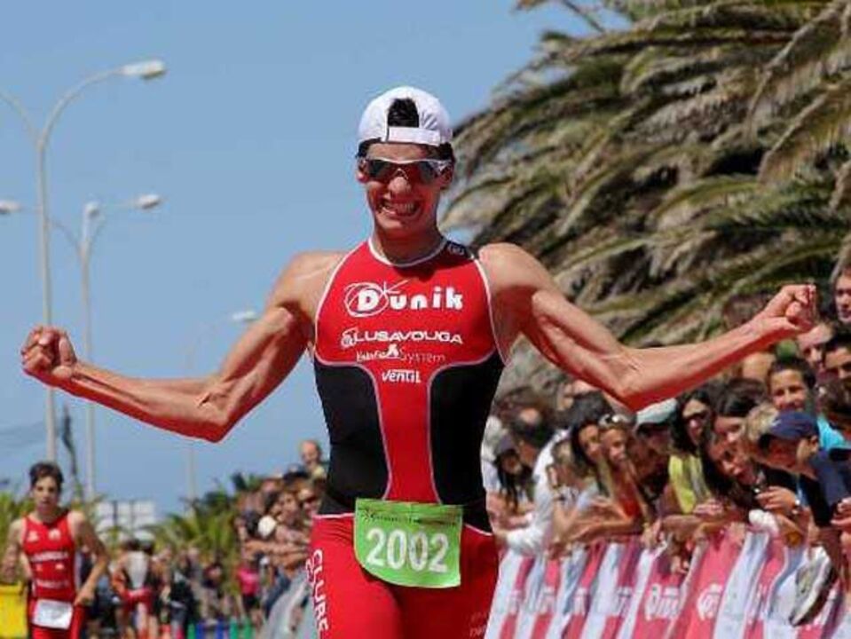 Pâmella Oliveira e Gil Maia vencem em Oeiras