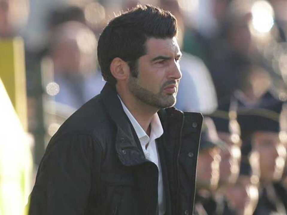 Cláusula de Paulo Fonseca negociável