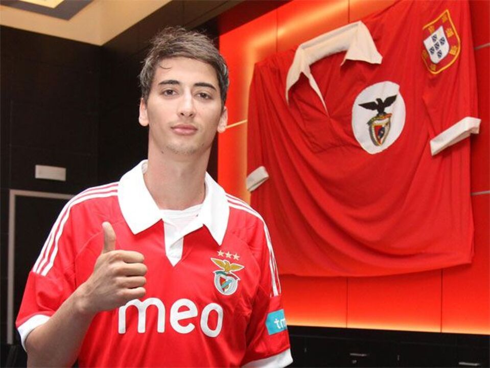 Djuricic: «Não tive dúvidas em escolher o Benfica»