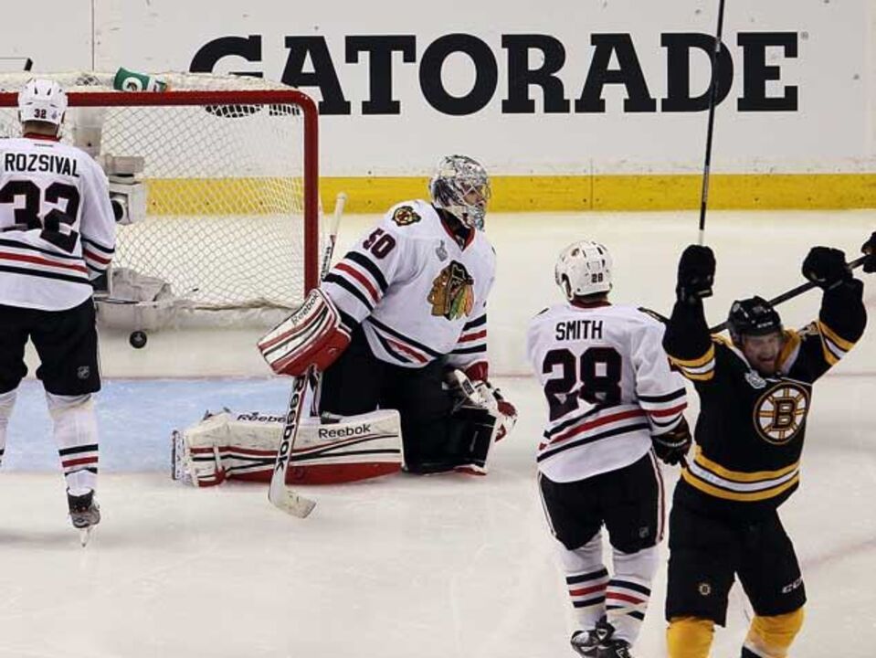 NHL: Bruins saltam para o comando