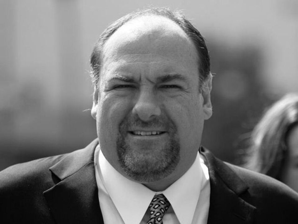 Morreu ator James Gandolfini
