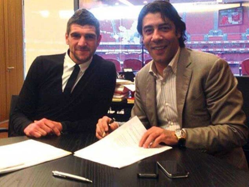 Mitrovic: «Rui Costa é ídolo de infância»