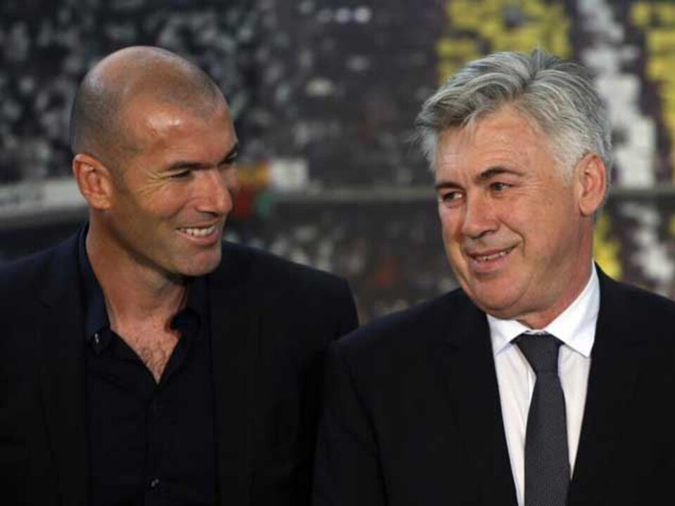 Carlo Ancelotti: «O problema de Zidane é que não vai poder jogar»