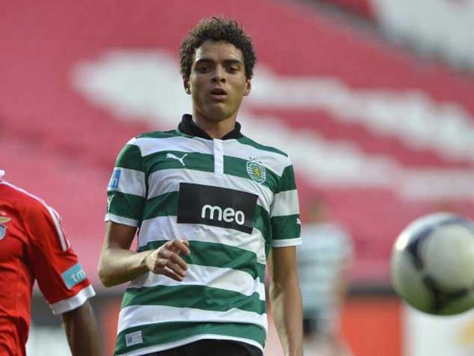 Liverpool desiste de Tiago Ilori