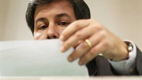 Presidente não admite reunir-se com Zahavi