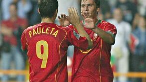 Hélder Postiga pega no testemunho de Pauleta