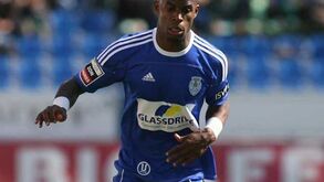 Avançado Buval vai assinar