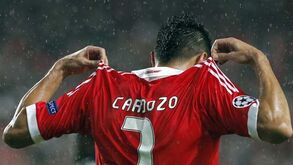 Doze dias para colocar Cardozo