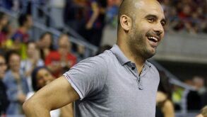 Guardiola recebe dicas de especialistas