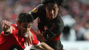 Japonês Okazaki assina pelo Mainz