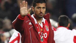 Pai de Garay recusa falar da transferência