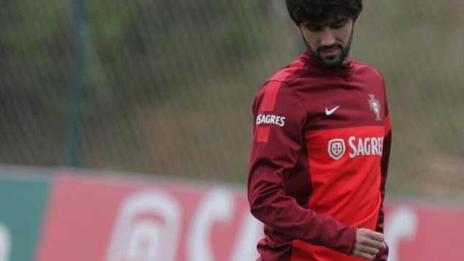 Neto: «Substituir Pepe não é fácil»