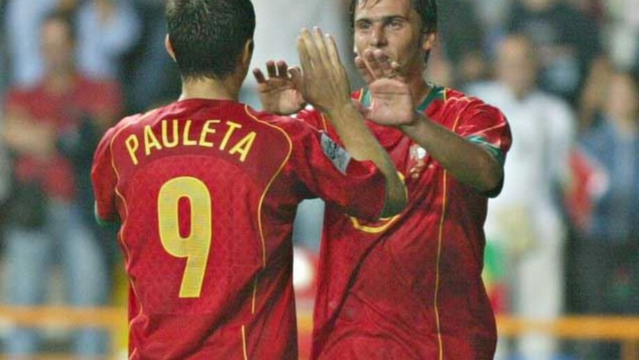 Hélder Postiga pega no testemunho de Pauleta