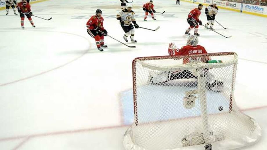 NHL: Bruins vencem em Chicago e empatam final