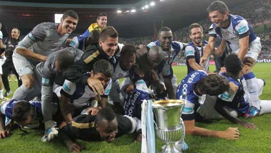 Procurar título logo a abrir