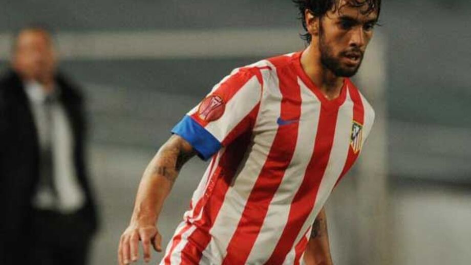 Cresce interesse por lateral Sílvio