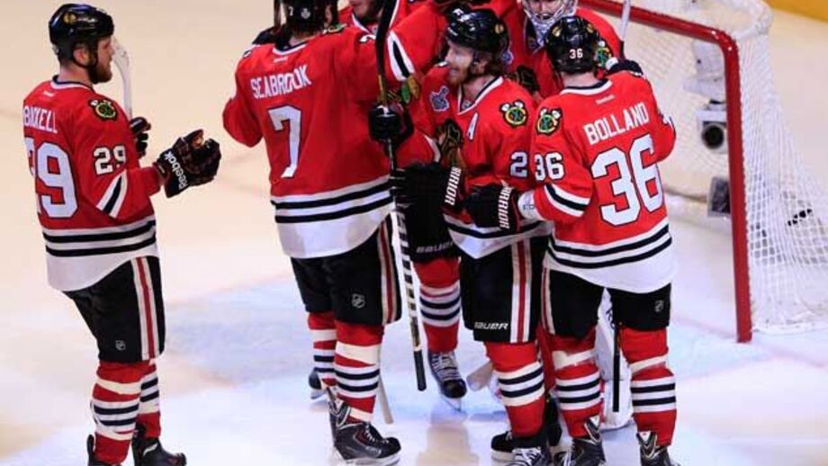 NHL: Chicago Blackhawks a uma vitória do título