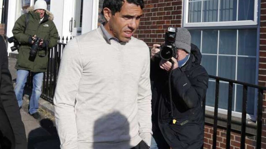 Tévez tem de cumprir pena antes de ir para a Juventus