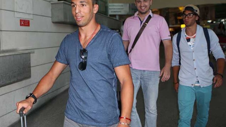 Filip acompanha Lazar e deve assinar