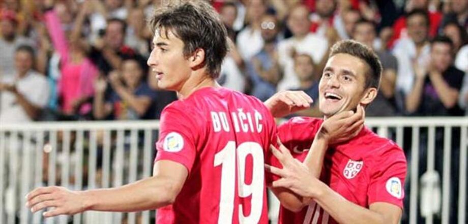 Cruyff dos Balcãs é o substituto de Aimar 