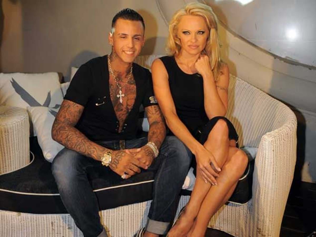 Pamela Anderson no centro das atenções - Jogo da Vida - Jornal Record