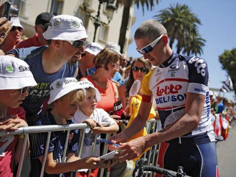 Tour: Van Den Broeck abandona de novo