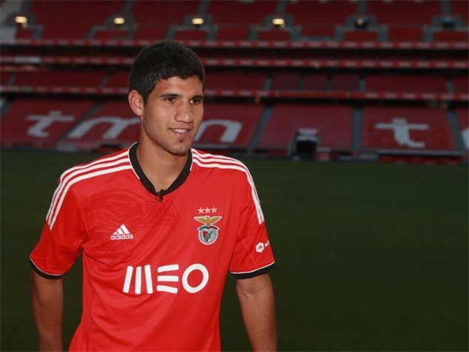 Lisandro López com cláusula de 35 milhões de euros