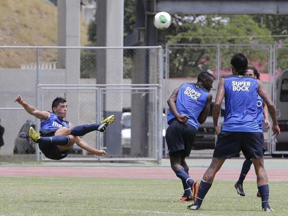 Intenso calor marca primeiro treino na Venezuela