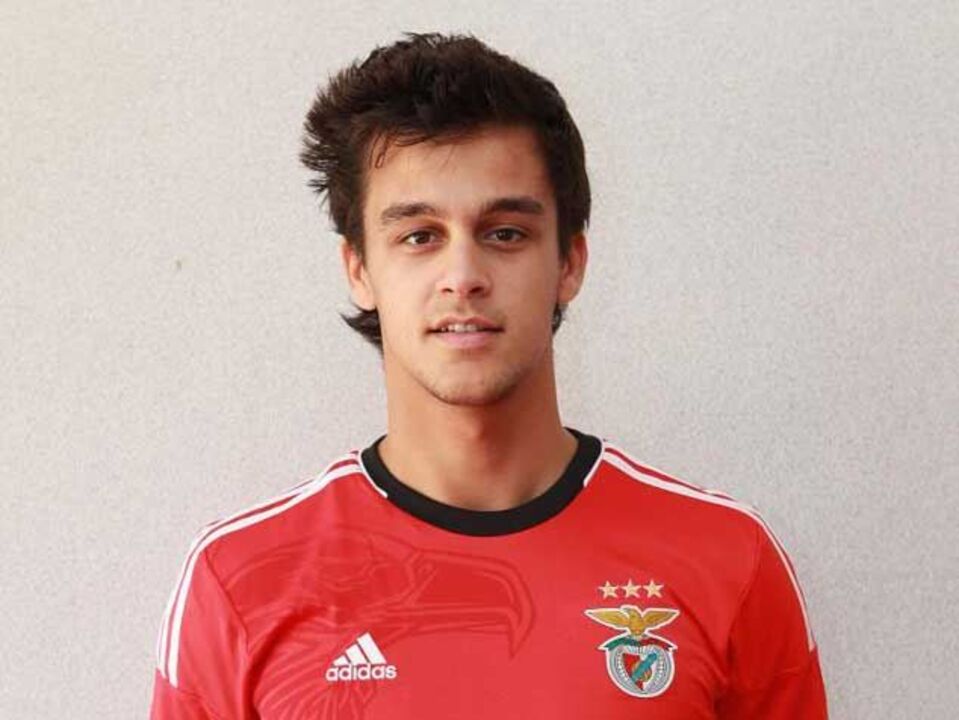 Filipe Oliveira por 5 anos