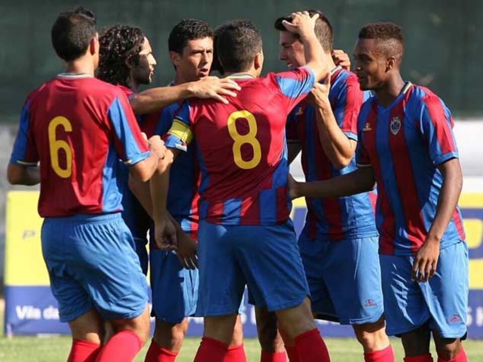 Desp. Chaves-Feirense, 3-1: Reviravolta vale triunfo