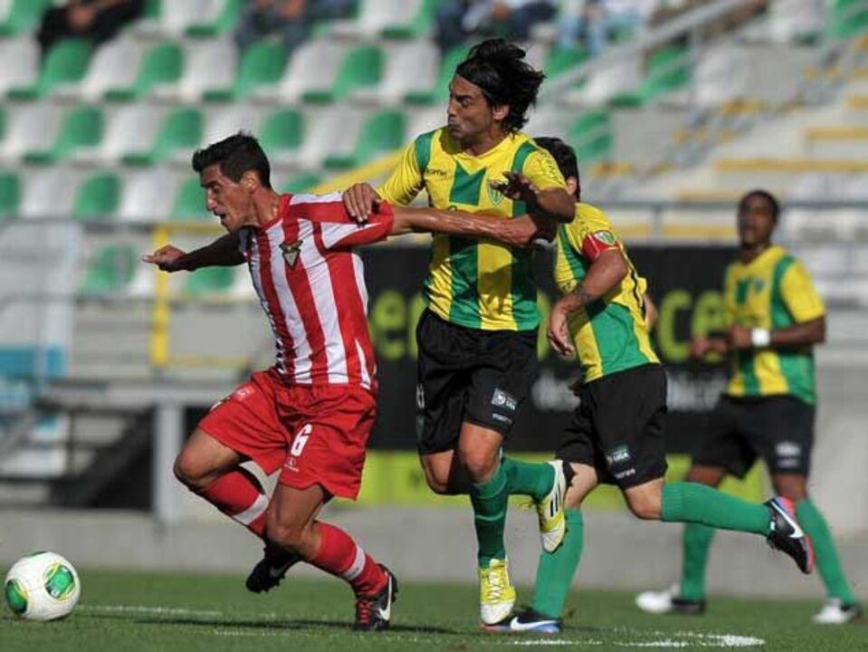 Tondela-Desp. Aves, 1-1: Empate em dois minutos
